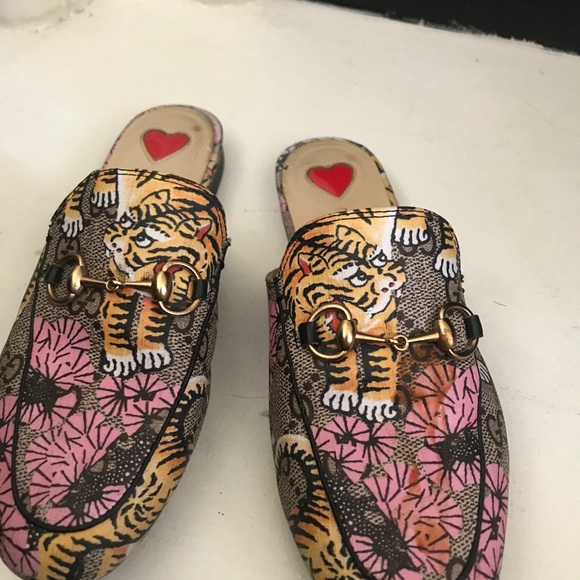 Gucci | Shoes | Gucci Slippers | Poshmark